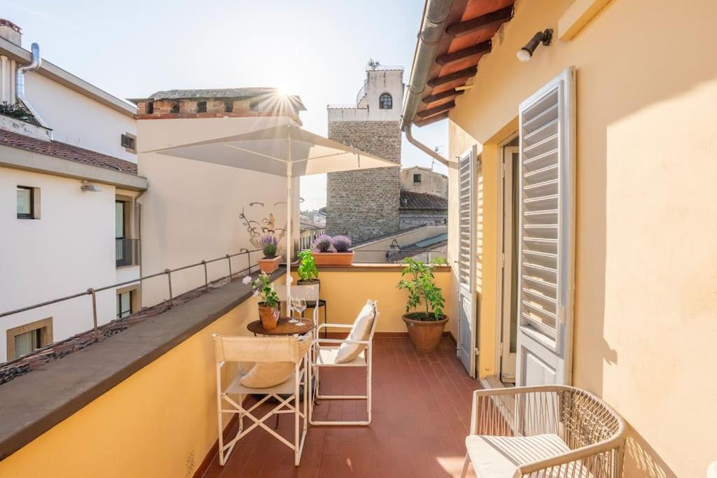 Ponte Vecchio'S Penthouse Apartment Florence Exterior photo