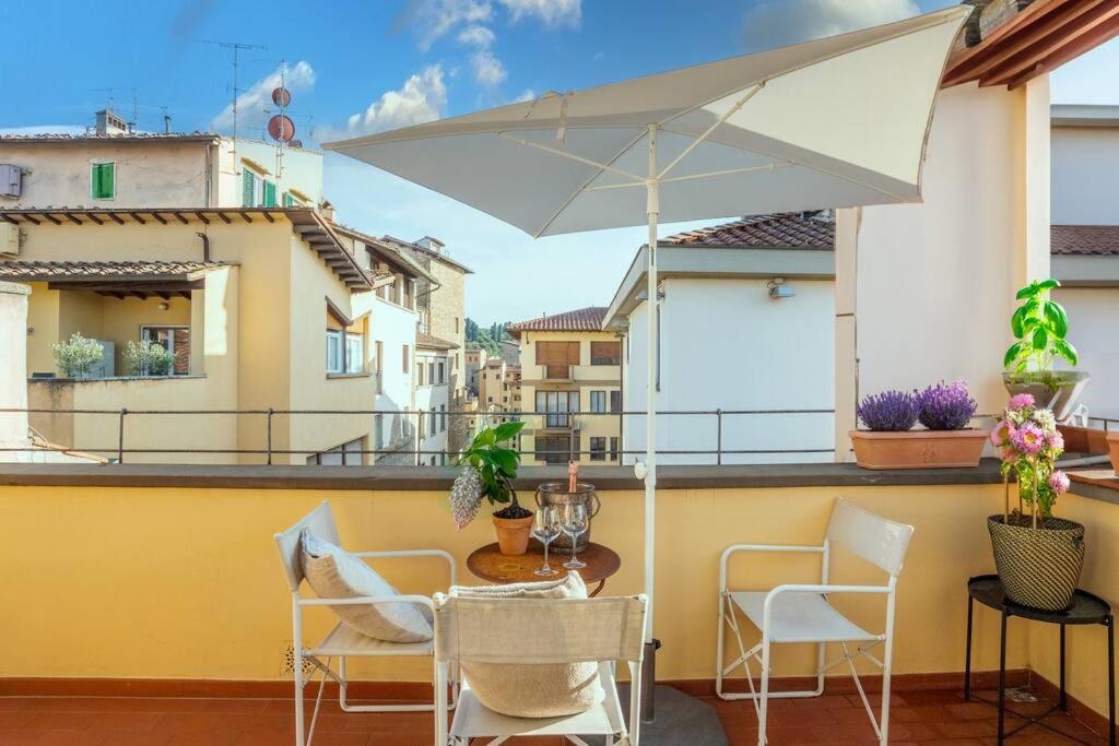 Ponte Vecchio'S Penthouse Apartment Florence Exterior photo